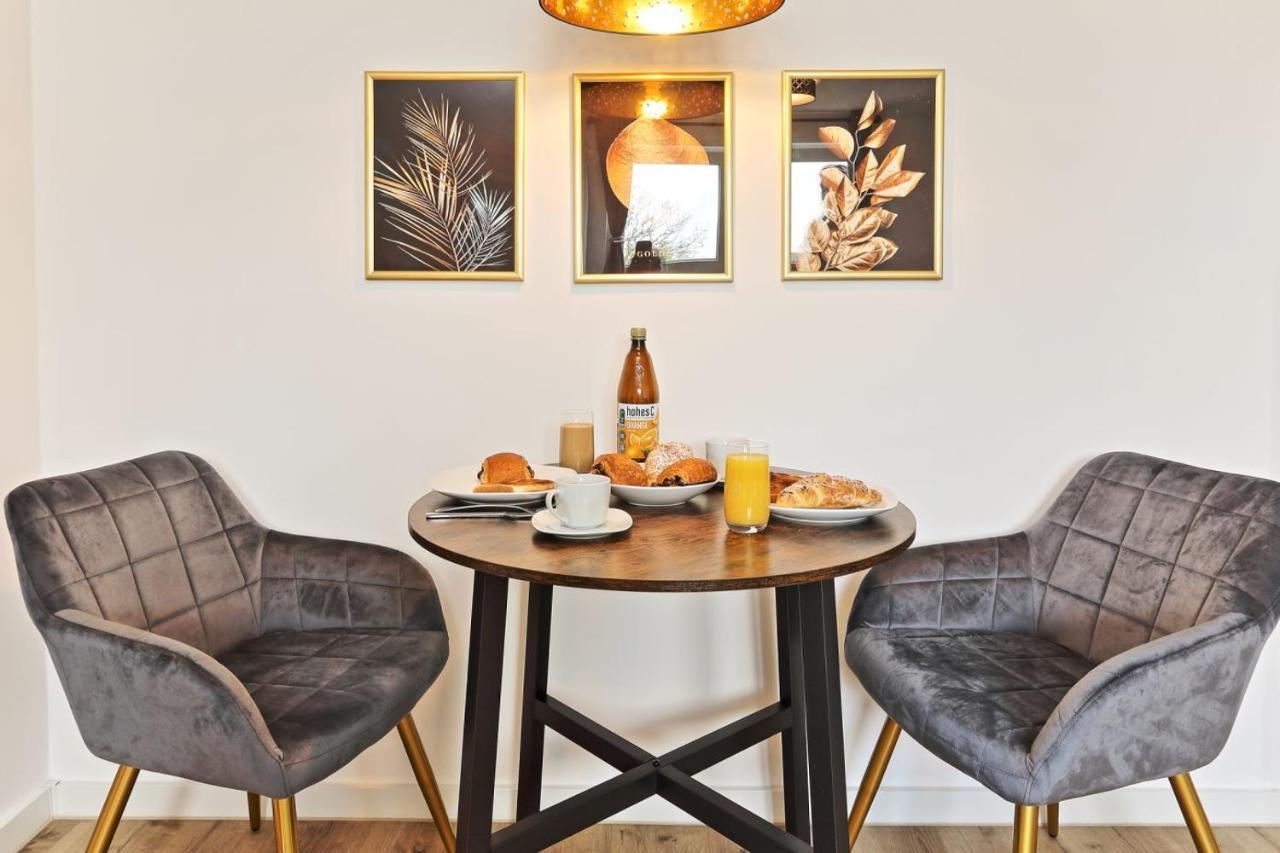 Near Messe! - Stay&dream - 50qm - - Kitchen - Netflix * Krefeld